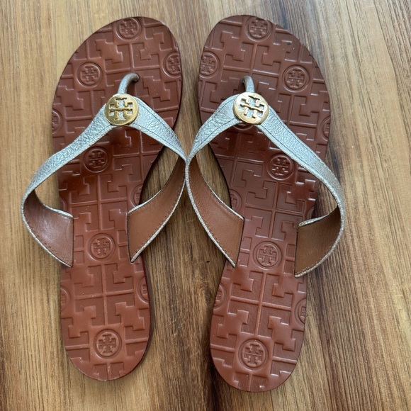 Tory Burch Silver and Gold Flip Flops - Picture 1 of 4